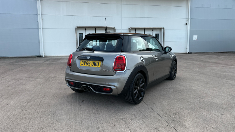 MINI Hatchback 2.0 Cooper S Classic II 3dr Auto Petrol Hatchback